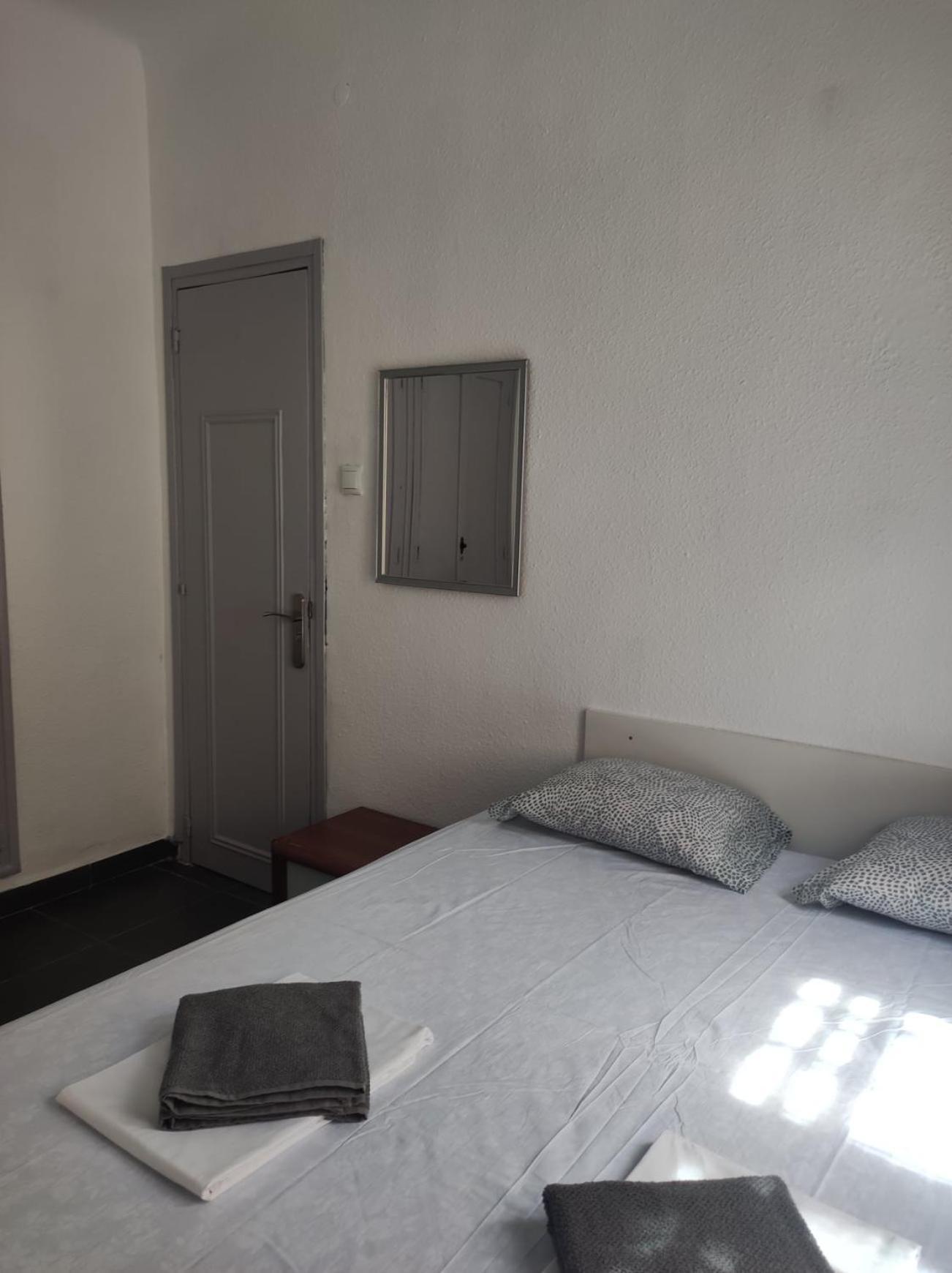 11-Habitacion Del Piso Lejlighed Alicante Eksteriør billede