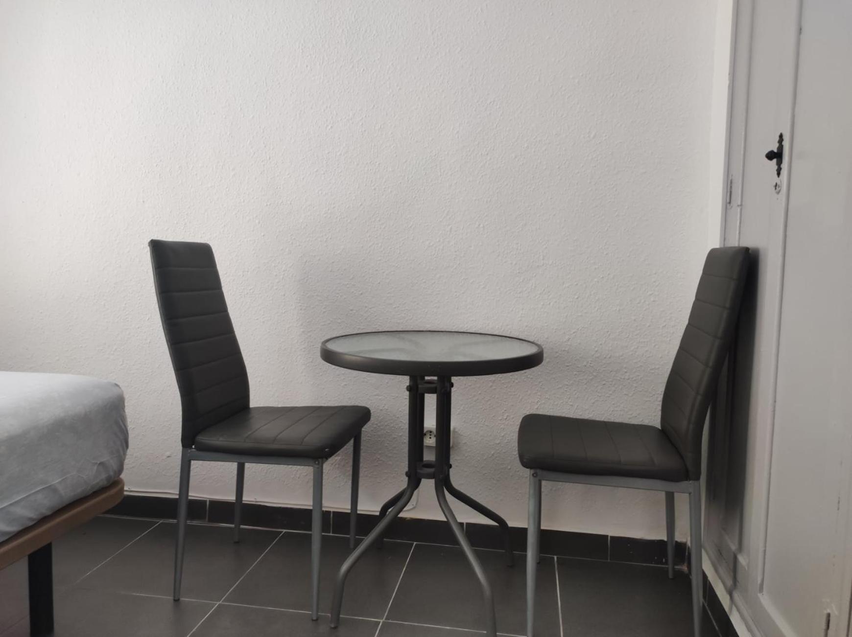 11-Habitacion Del Piso Lejlighed Alicante Eksteriør billede
