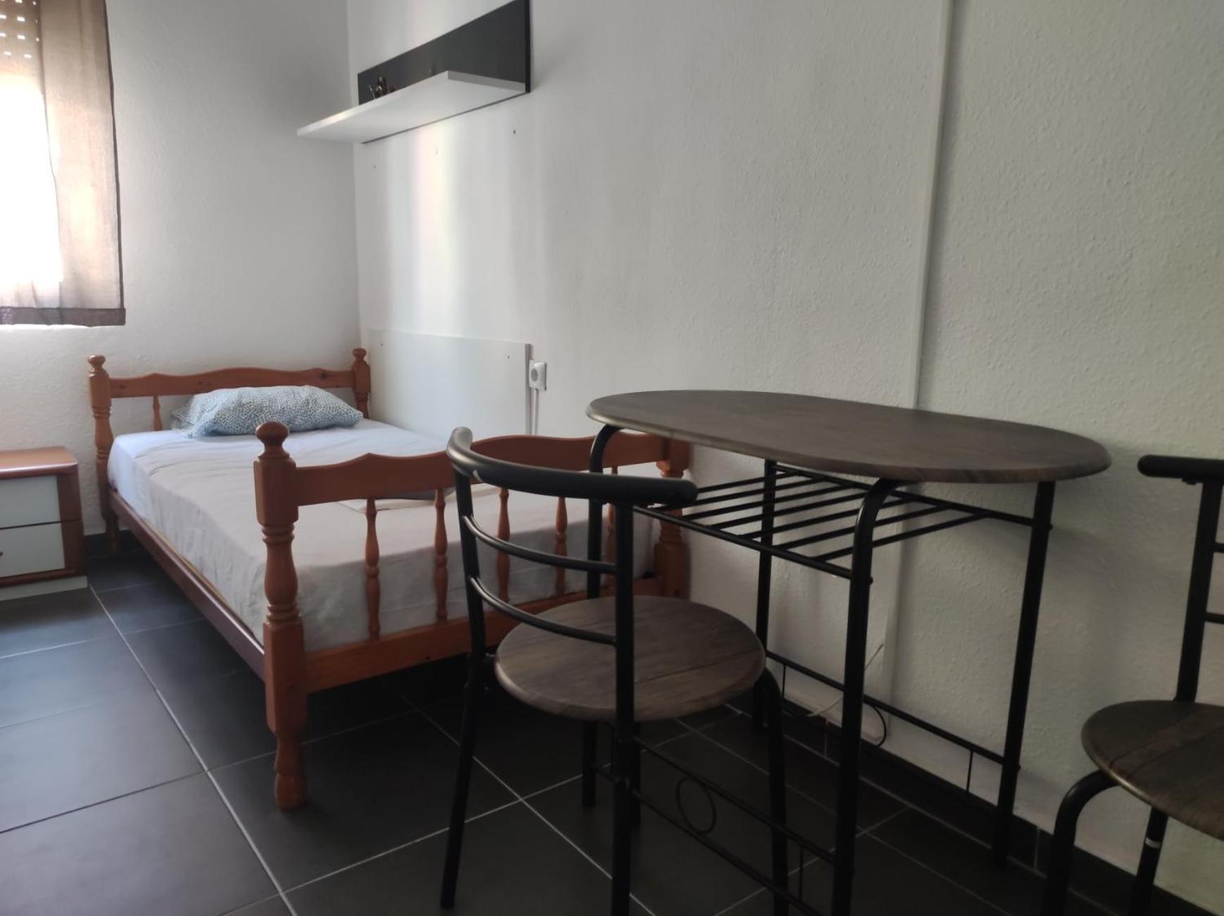 11-Habitacion Del Piso Lejlighed Alicante Eksteriør billede